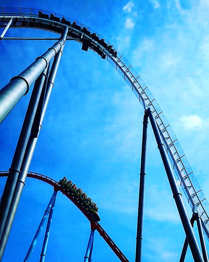 Montar en la montaña rusa más alta de Europa