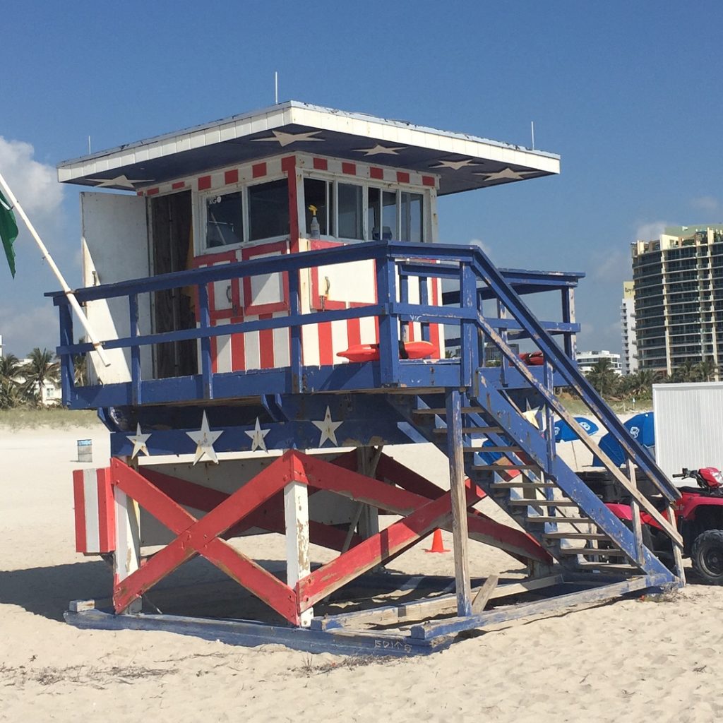 Tomar el sol en Miami Beach