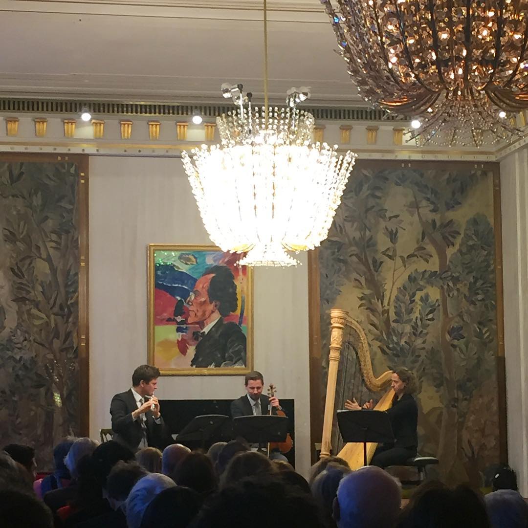 Asistir a un concierto